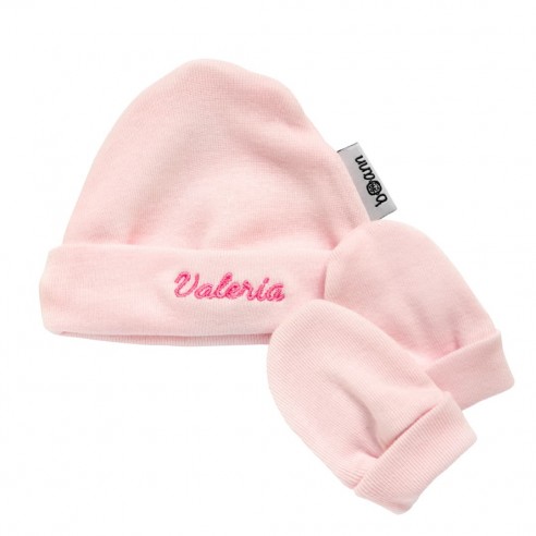 Gorro y manoplas bordados rosa